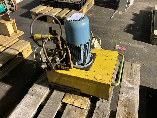 Hydraulisch aggregaat - afbeelding 1 van  4