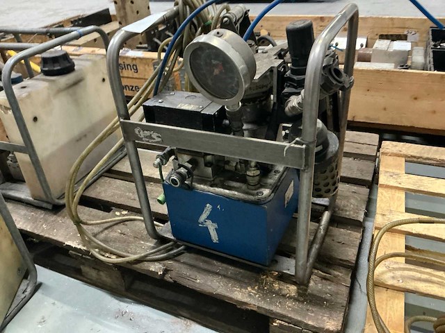 Hydraulisch aggregaat - afbeelding 1 van  5