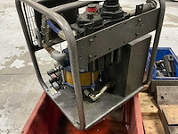 Hydraulisch geteste pomp 1700 bars - afbeelding 4 van  5