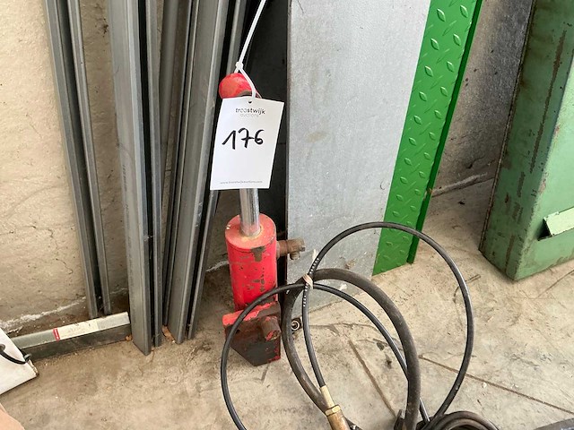 Hydraulisch onderdeel (2x) - afbeelding 3 van  3