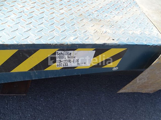 Hydraulisch platform voor laden - afbeelding 13 van  17