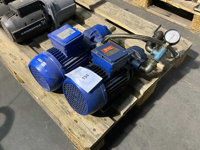 Hydraulisch pomp (2x) - afbeelding 2 van  3