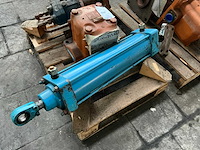 Hydraulisch pomp (3x) - afbeelding 5 van  7