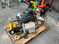 Hydraulisch pomp - afbeelding 1 van  2