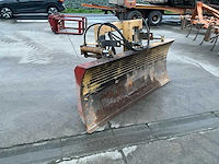 Hydraulisch schuifblad / nivelleerblad (3-punts ophanging) voorladers en accessoires - afbeelding 8 van  10