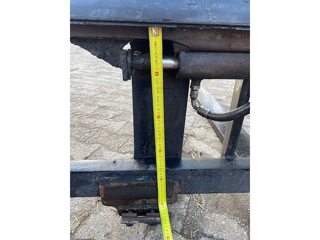 Hydraulisch vorkenbord fem 3 met side shift - afbeelding 9 van  9