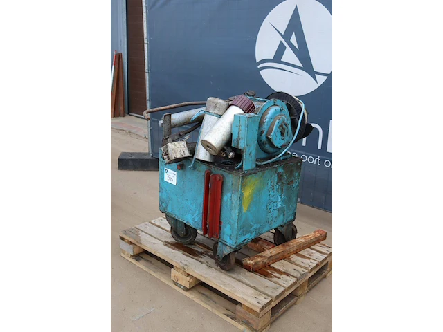Hydraulische aggregaat usines quiri & cie met slanghespel - afbeelding 1 van  1
