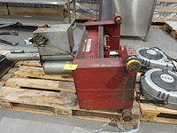 Hydraulische autokrik - afbeelding 2 van  6