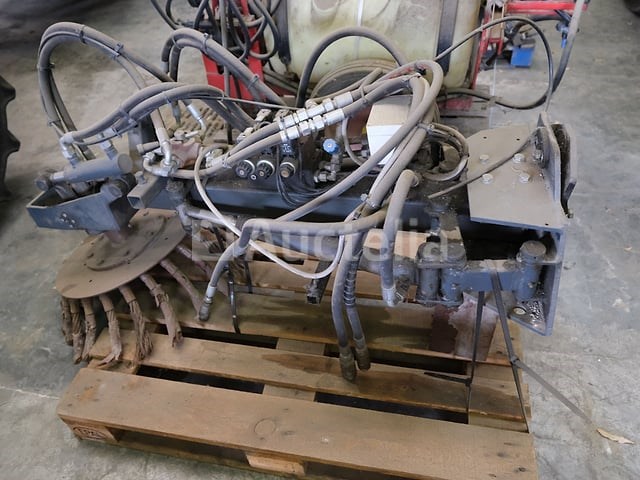Hydraulische borstel voor veegvoertuig - afbeelding 5 van  8
