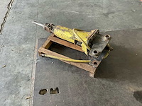 Hydraulische breekhamer voor graafmachine 4/6 ton - afbeelding 1 van  5