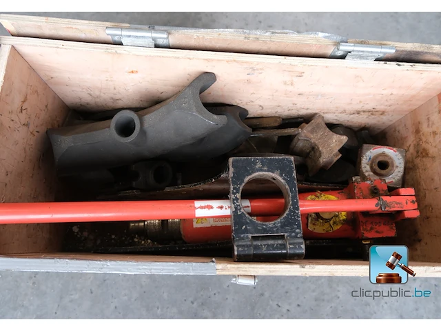 Hydraulische buigmachine - afbeelding 1 van  6