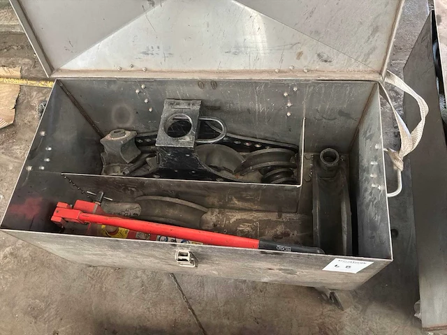 Hydraulische buizen pers - afbeelding 1 van  5