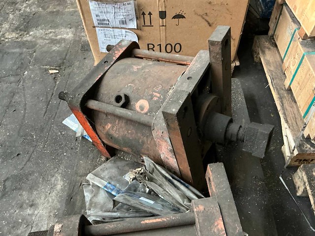 Hydraulische cilinder (2x) - afbeelding 3 van  3
