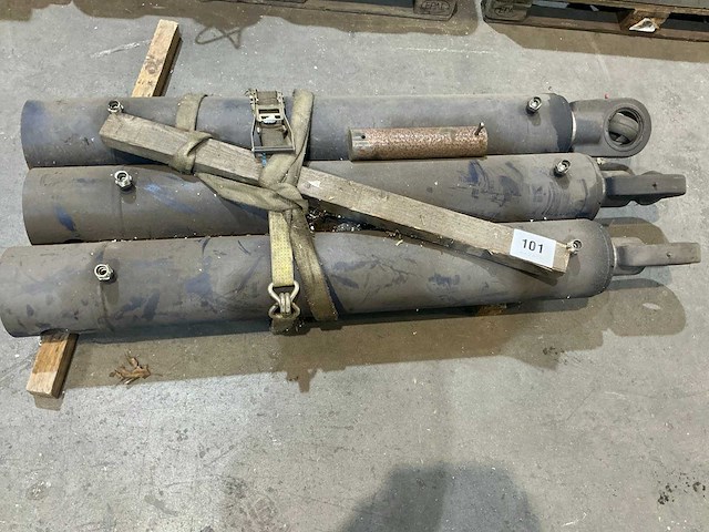 Hydraulische cilinder (3x) - afbeelding 1 van  3