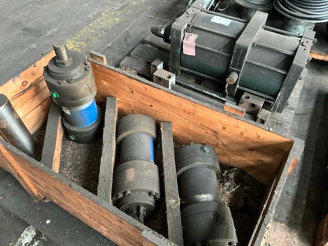 Hydraulische cilinder (4x) - afbeelding 5 van  5