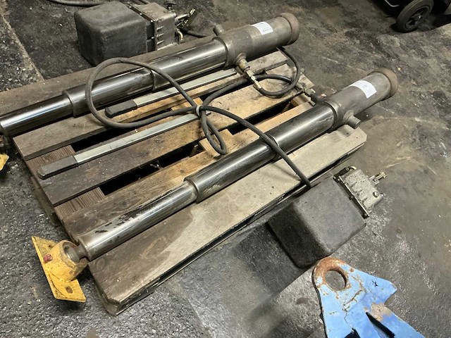 Hydraulische cilinder - afbeelding 2 van  3