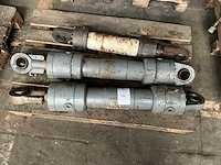 Hydraulische cilinders (3x) - afbeelding 2 van  3