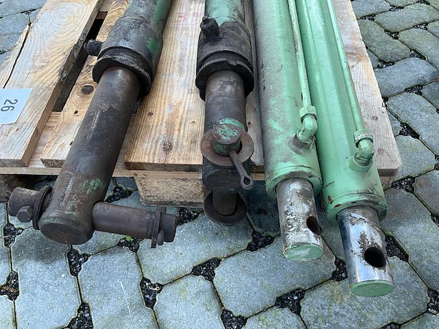 Hydraulische cilinders (4x) - afbeelding 2 van  4