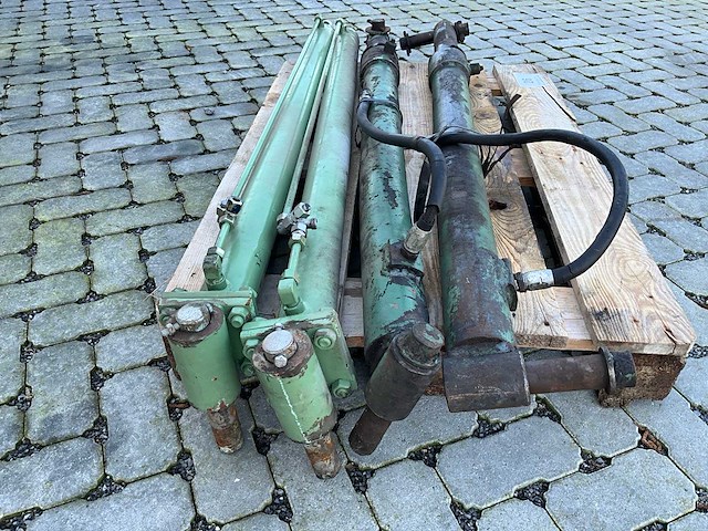 Hydraulische cilinders (4x) - afbeelding 4 van  4