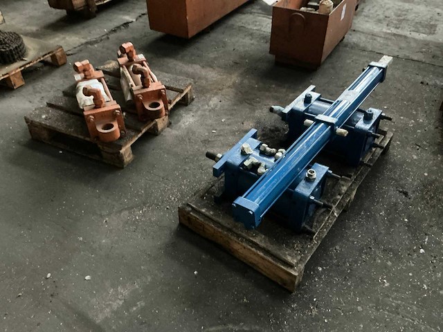 Hydraulische cilinders (5x) - afbeelding 3 van  3