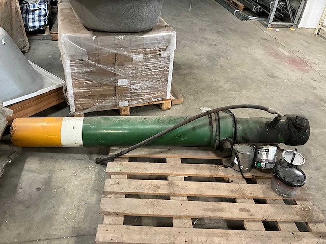 Hydraulische cylinder - afbeelding 1 van  8