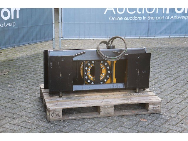 Hydraulische draaiadapter bobcat roto-drive 360graden - afbeelding 1 van  1