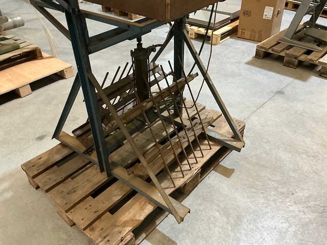 Hydraulische fineerpers - afbeelding 3 van  6