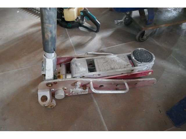 Hydraulische garagekrik - afbeelding 2 van  4