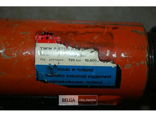 Hydraulische groep + gereedschap - afbeelding 15 van  16