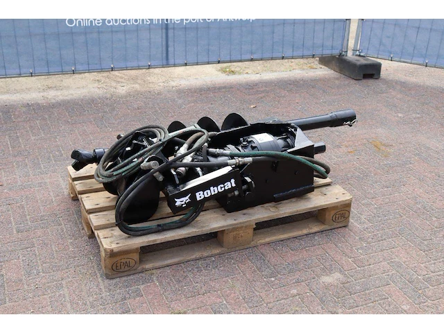 Hydraulische grondboor bobcat - afbeelding 1 van  1