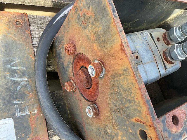 Hydraulische grondboor cw05 - voor minigraver/kraan – incl. boorspiraal - afbeelding 7 van  7