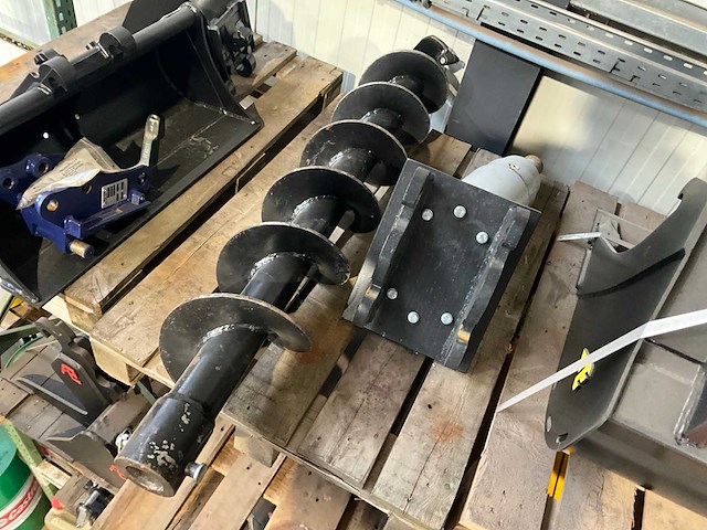 Hydraulische grondboor - afbeelding 1 van  5