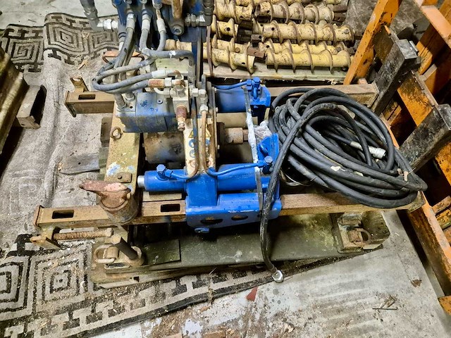 Hydraulische grondboor - afbeelding 12 van  12