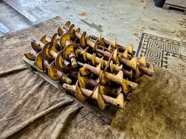 Hydraulische grondboor - afbeelding 7 van  12