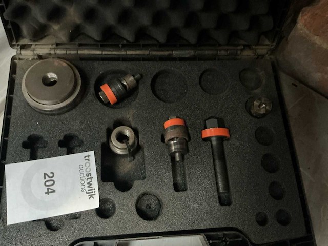 Hydraulische hand ponsmachine - afbeelding 6 van  7