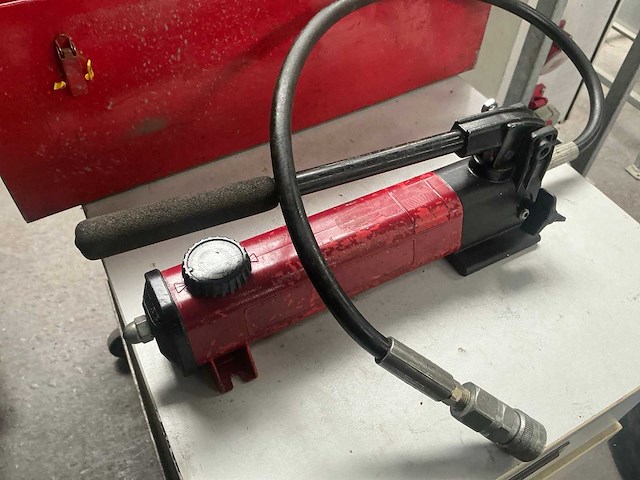 Hydraulische handpers - afbeelding 2 van  7