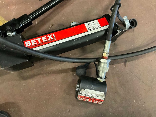 Hydraulische handpomp (2x) - afbeelding 2 van  6