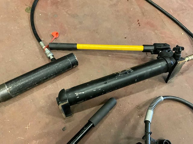 Hydraulische handpomp (2x) - afbeelding 4 van  6
