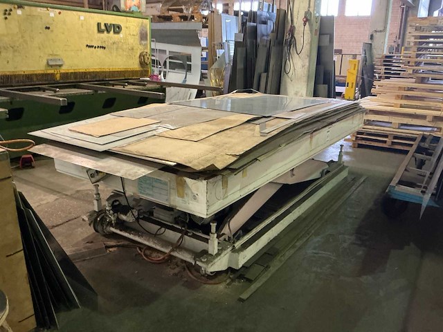 Hydraulische heftafel - afbeelding 1 van  5