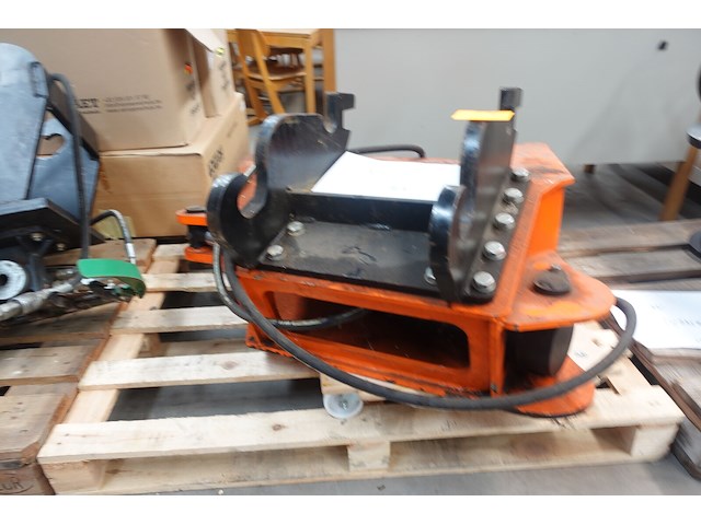 Hydraulische houtkloofbek - afbeelding 1 van  4