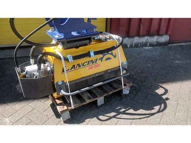 Hydraulische klepelmaaier lancini km800 met y-klepels - afbeelding 1 van  1