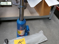 Hydraulische krik + dopsleutels