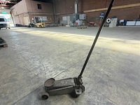 Hydraulische krik - afbeelding 2 van  3