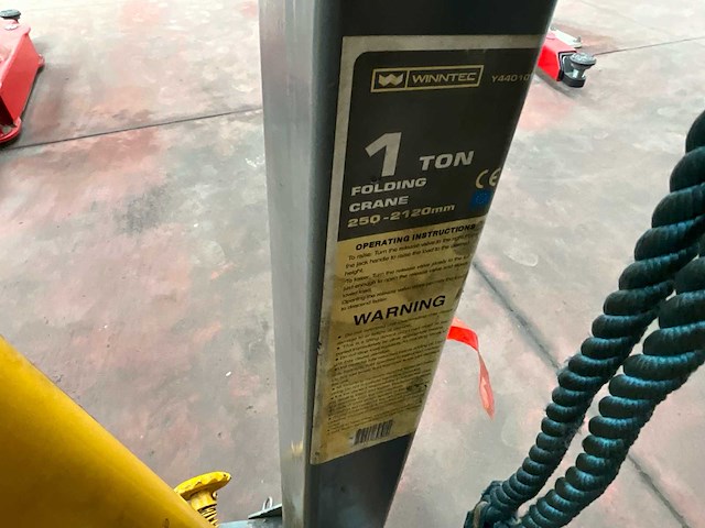 Hydraulische motorkraan (motorhijskraan) op wielen - afbeelding 3 van  4