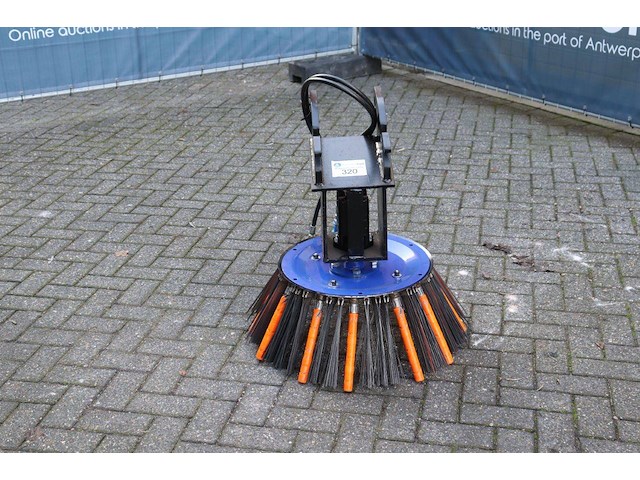 Hydraulische onhruidborstel cw05 880mm nieuw - afbeelding 1 van  1