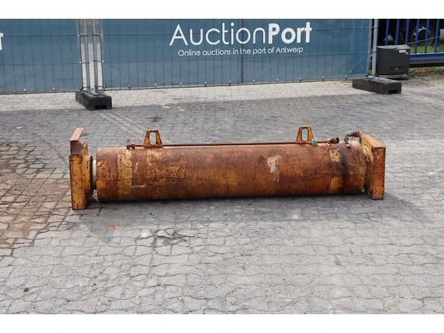 Hydraulische pers cilinders wuko hydraulik 250 ton 6 stuks - afbeelding 1 van  1