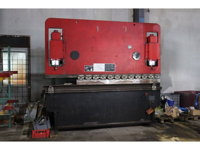 Hydraulische pers shandong wf67y elektrisch 2010 - afbeelding 1 van  1