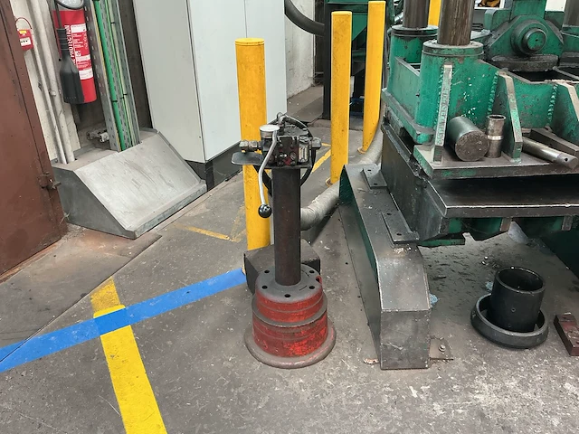 Hydraulische pers - afbeelding 11 van  12