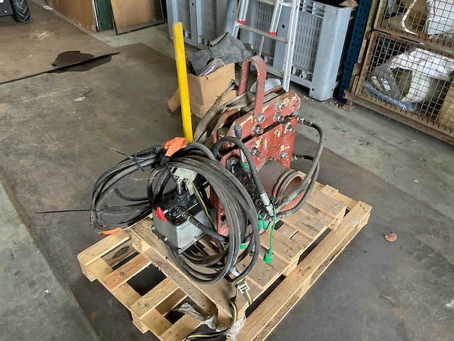 Hydraulische pers - afbeelding 2 van  8