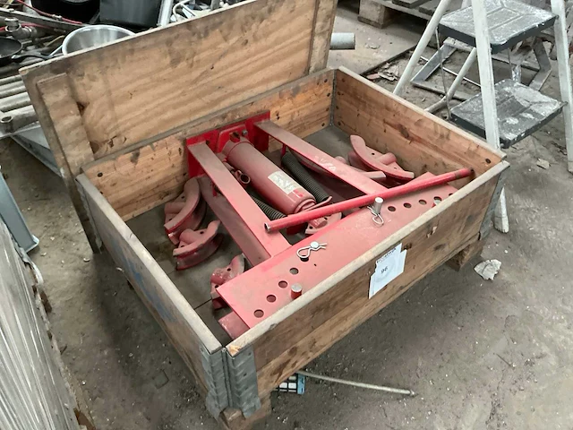 Hydraulische pijpbuiger - afbeelding 1 van  3